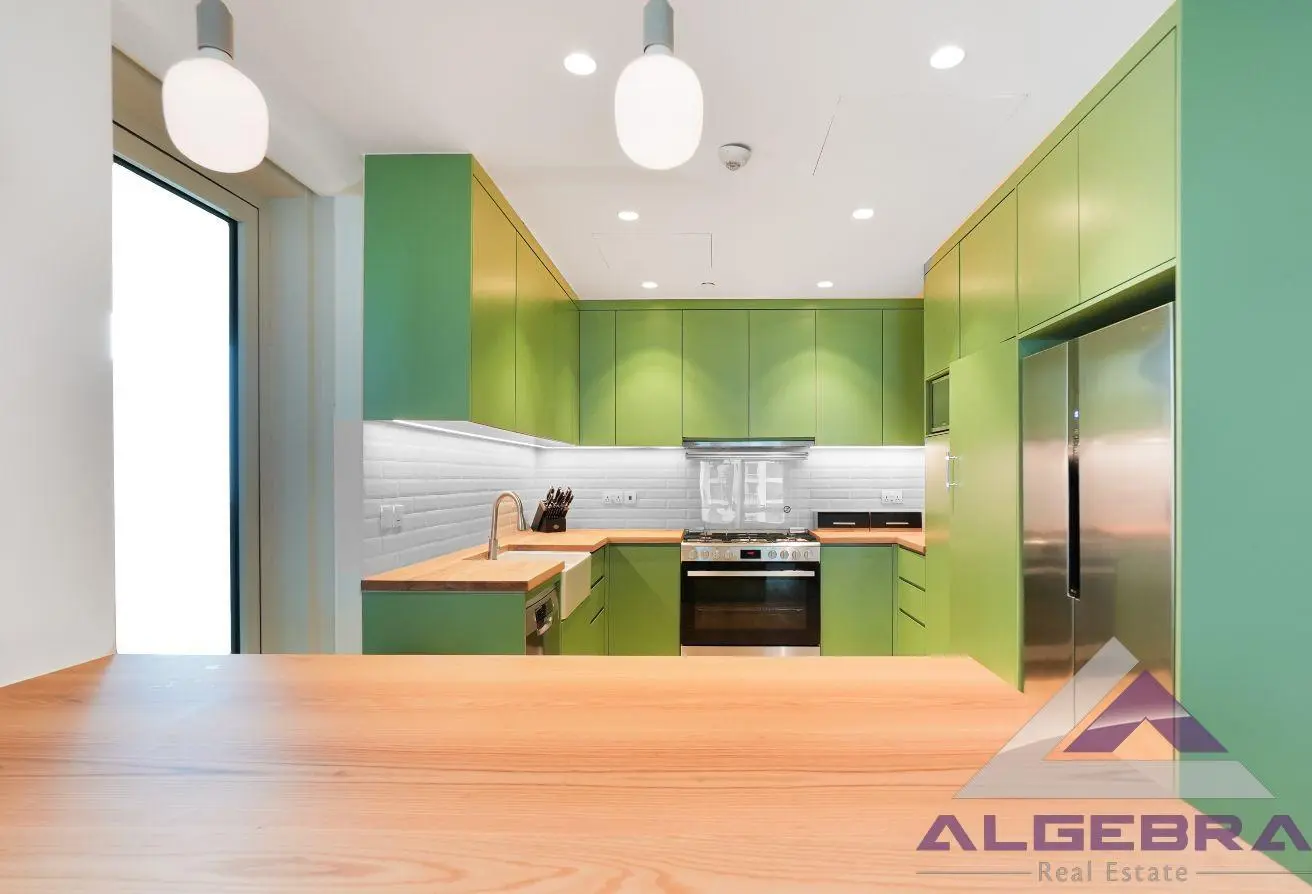 Luxury Terrace | Upgraded | Large | High Floor