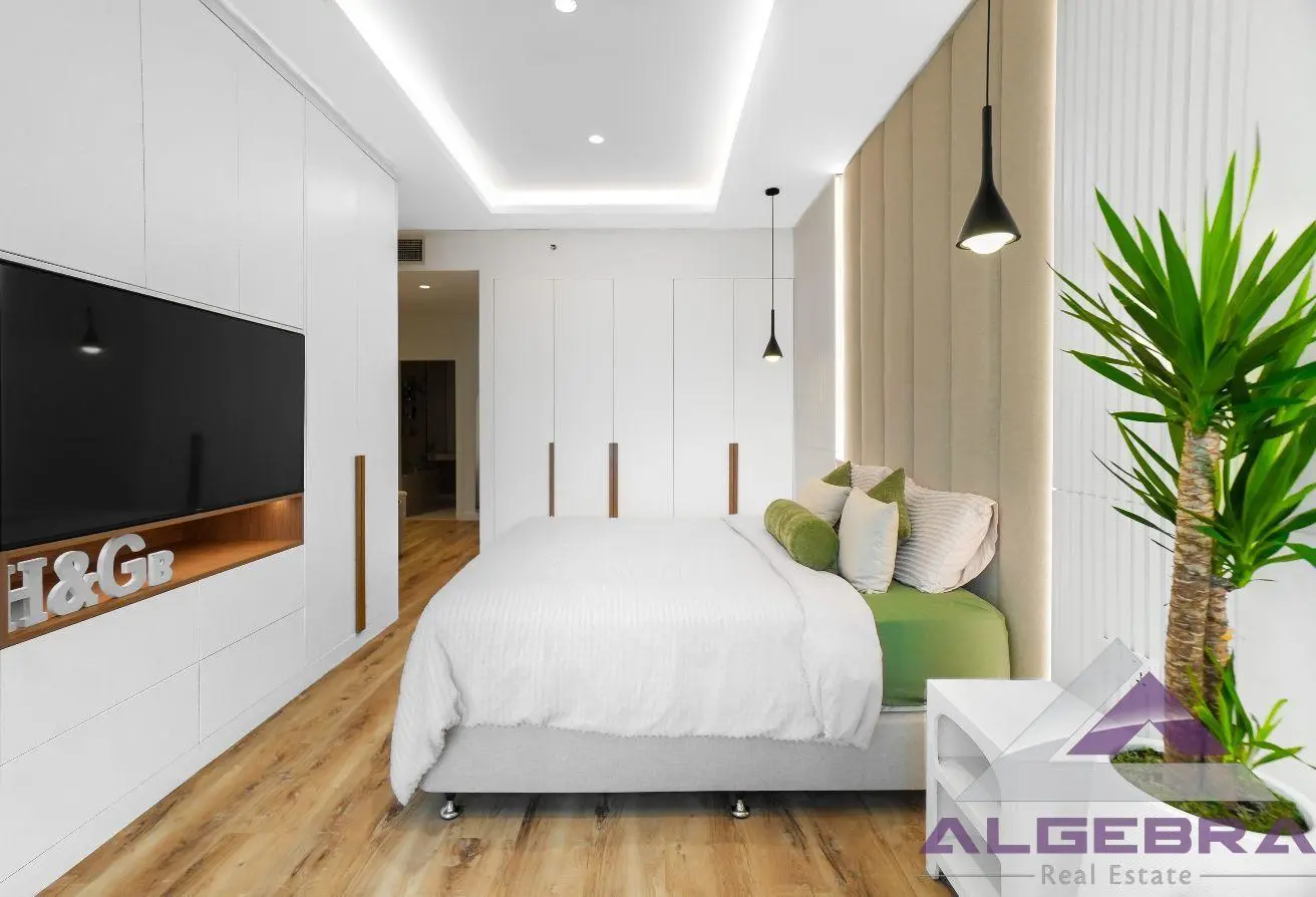 Luxury Terrace | Upgraded | Large | High Floor