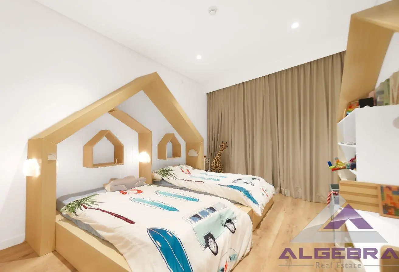 Luxury Terrace | Upgraded | Large | High Floor
