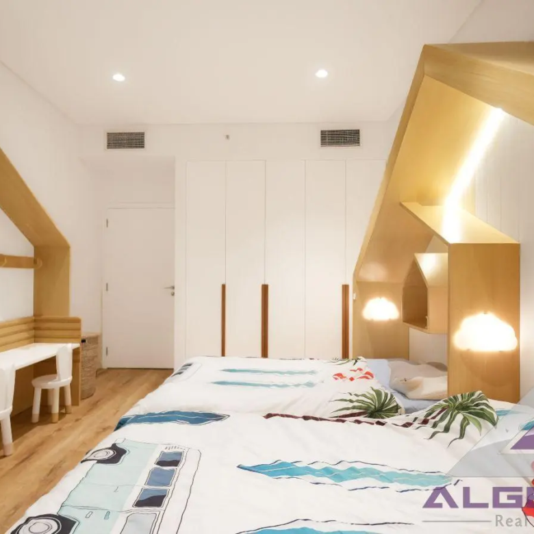 Luxury Terrace | Upgraded | Large | High Floor