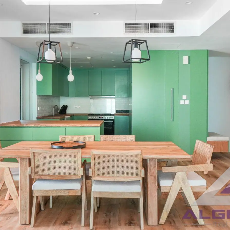 Luxury Terrace | Upgraded | Large | High Floor