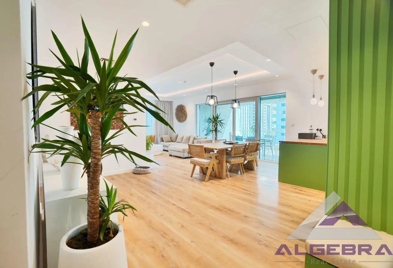 Luxury Terrace | Upgraded | Large | High Floor