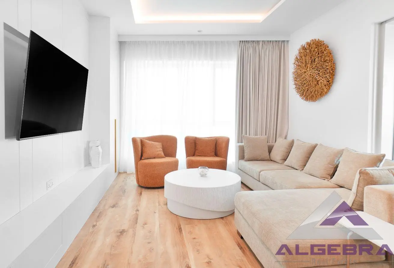 Luxury Terrace | Upgraded | Large | High Floor