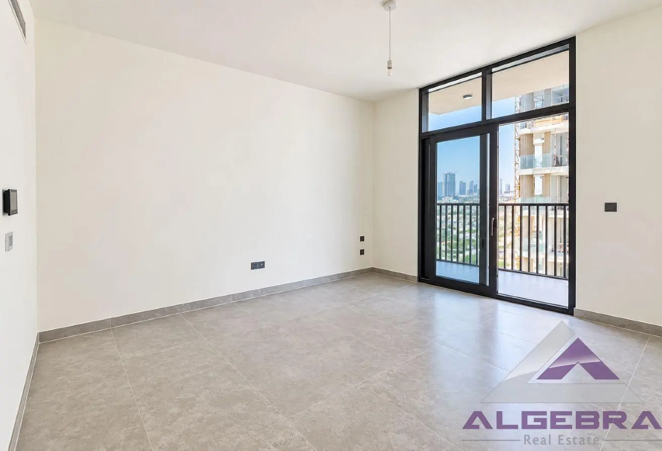 Largest Studio | High Floor | Corner Unit