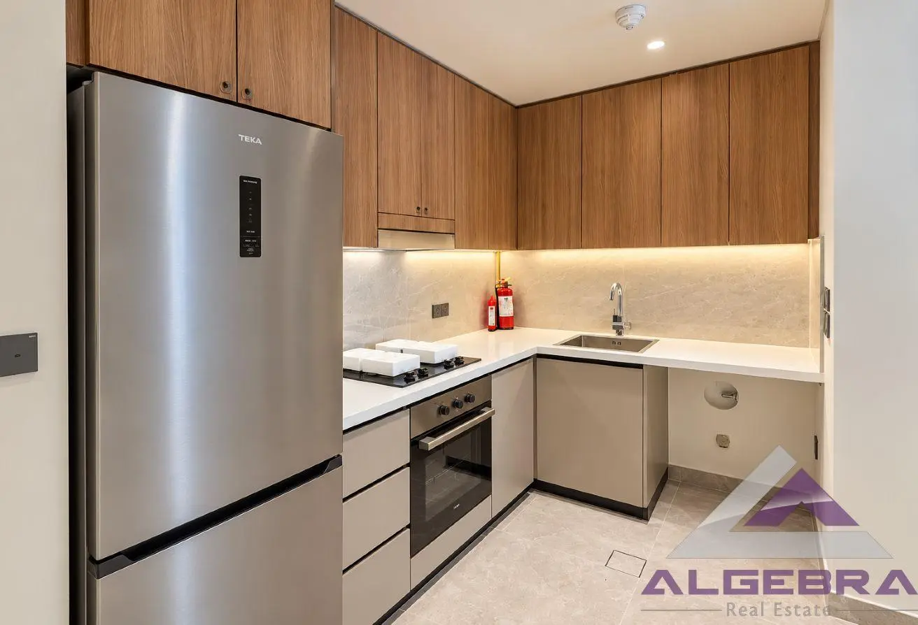 Largest Studio | High Floor | Corner Unit