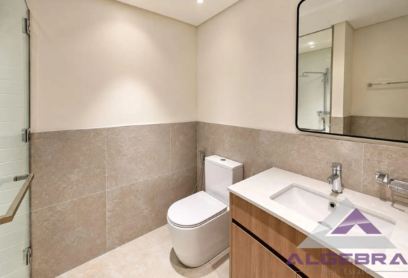 Largest Studio | High Floor | Corner Unit